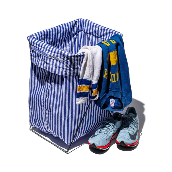 shirt fabric folding laundry basket / blue stripe