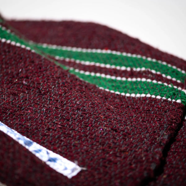 College rug burgundy