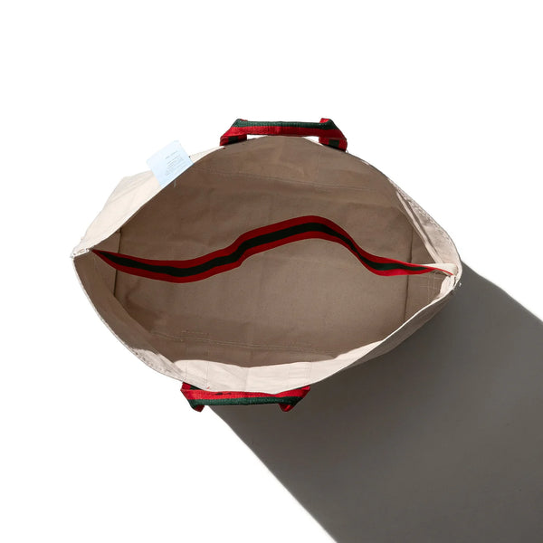 College totebag vacation
